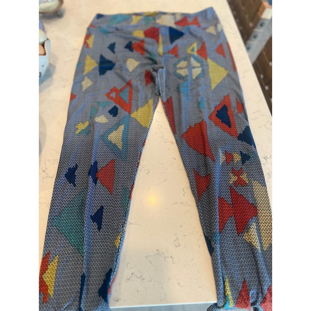 LuLaRoe Leggings Tall & Curvy